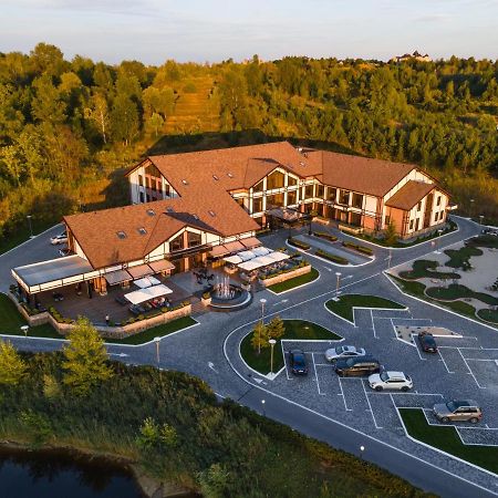 Equides Club Hotel Lesniki Eksteriør billede