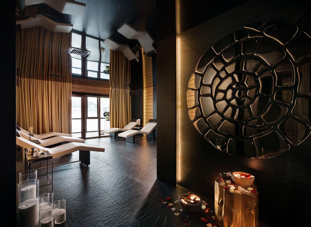 Equides Club Hotel Lesniki Eksteriør billede